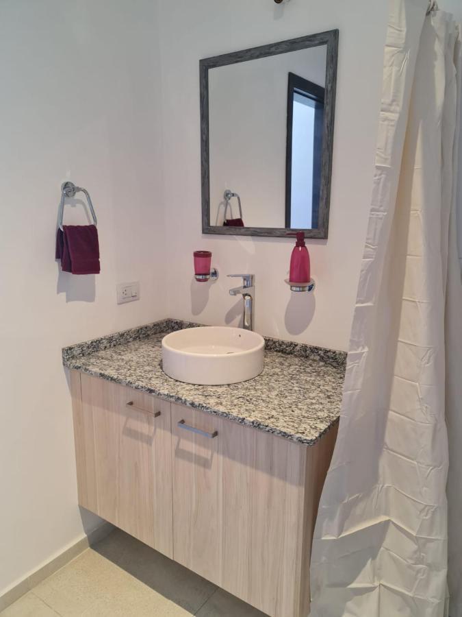 Hermoso Departamento, Centrico Y Tranquilo Quito Bagian luar foto