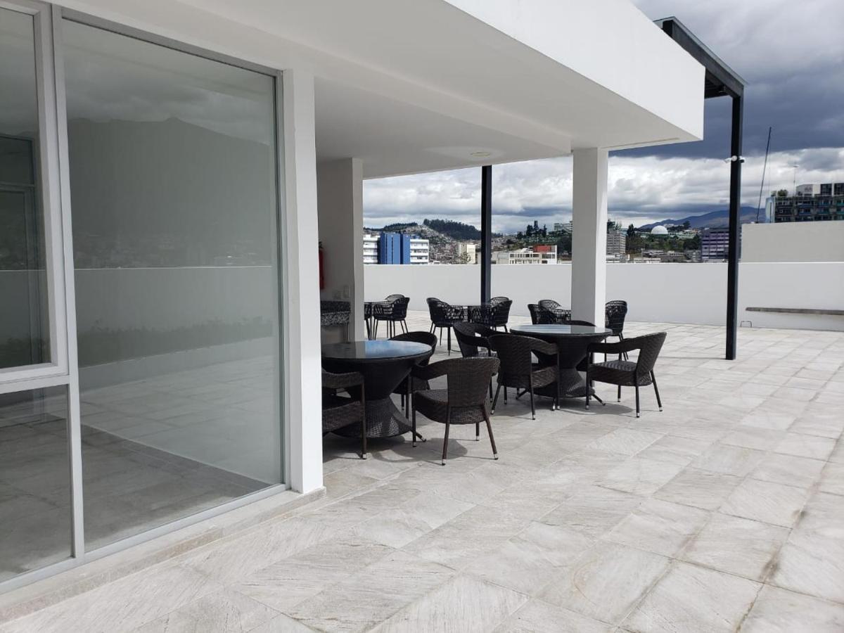 Hermoso Departamento, Centrico Y Tranquilo Quito Bagian luar foto