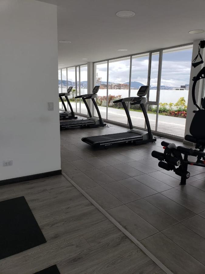 Hermoso Departamento, Centrico Y Tranquilo Quito Bagian luar foto