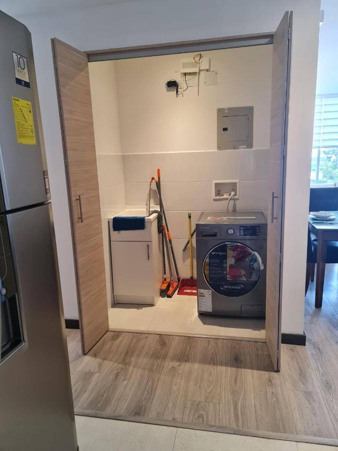 Hermoso Departamento, Centrico Y Tranquilo Quito Bagian luar foto