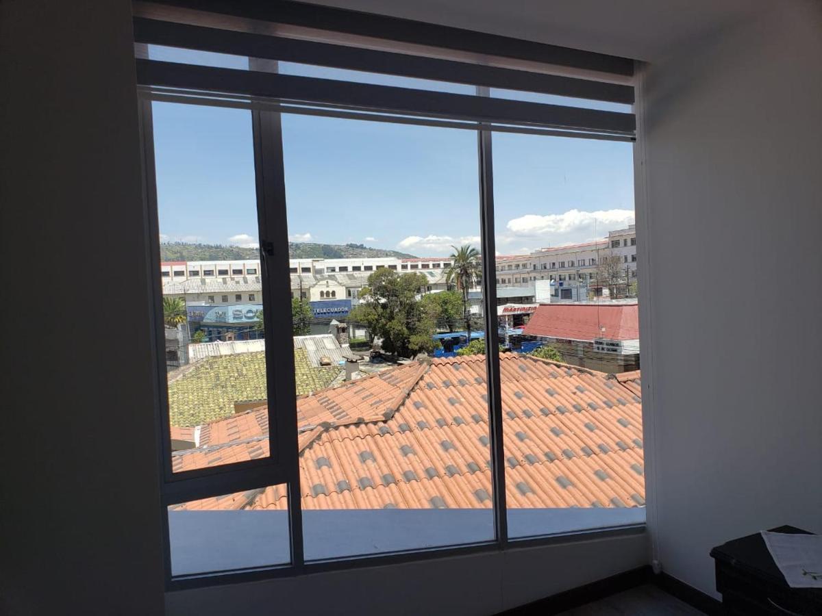 Hermoso Departamento, Centrico Y Tranquilo Quito Bagian luar foto